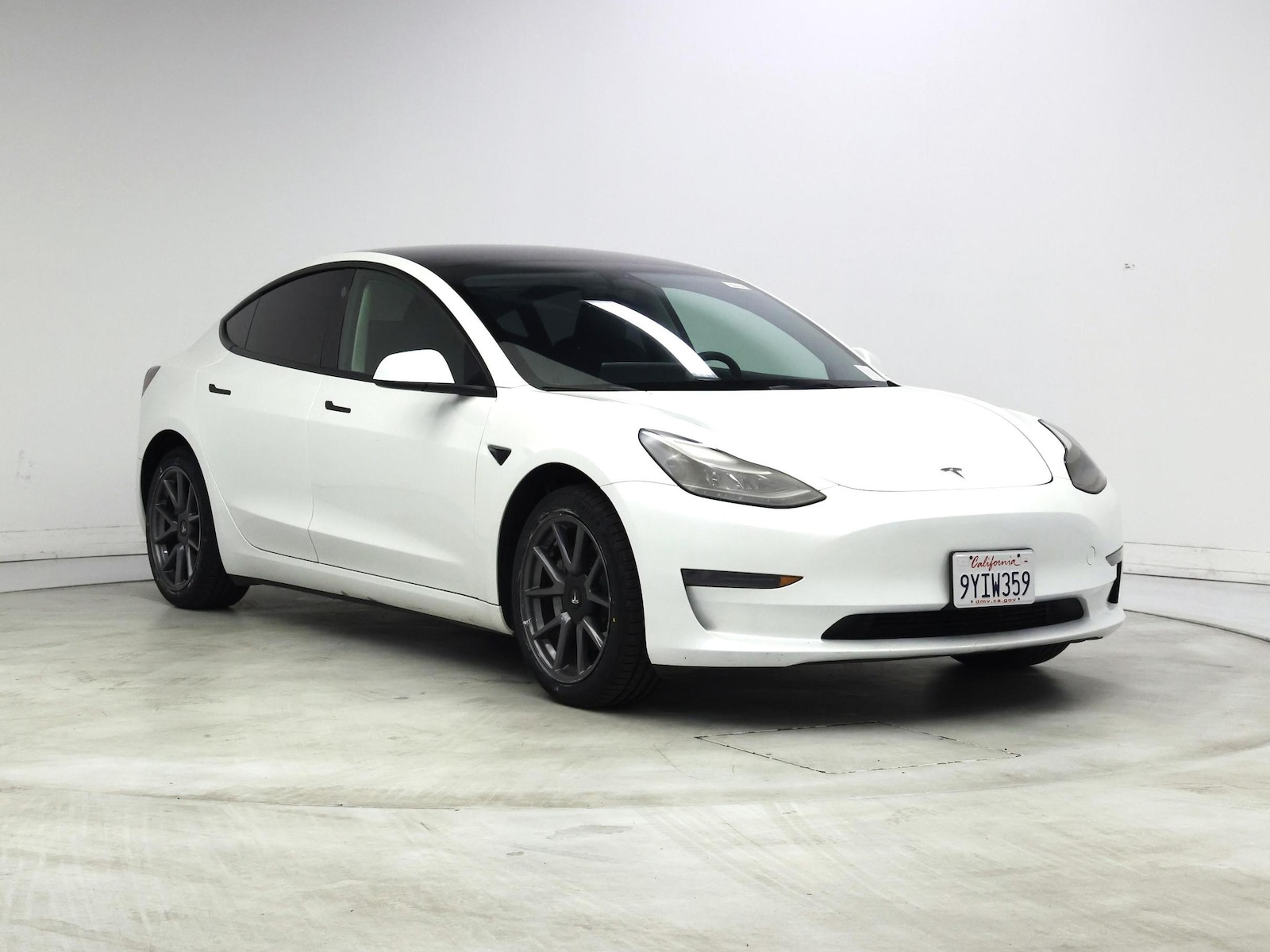 tesla model 3 2023 5YJ3E1EA7PF570708 image tesla model 3 2023 5YJ3E1EA7PF570708 image